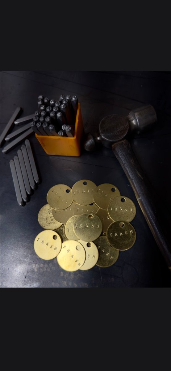 TwoWheelTrashWv's tweet photo. New item on website!
@twowheeltrash.com 

Mark your key ring with this classy but trashy brass tag.
Let everyone know even your keys are trashy and free.
#motorcycle
#choppers
#trashyandfree https://t.co/uBSjK4UFid