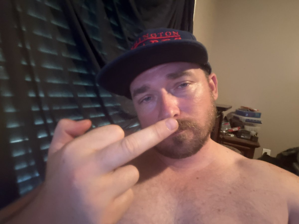 Mastaz77's tweet photo. SUNDAY FUNDAY CUNTS!!! #findom #feet #shoes #farts #popperslaves #poppers #losers #finsub #humanatm #fetish #worship #bdsm #losangeles #iwantclips #exlusivecontent #spoiled https://t.co/eWnFRkrLjm
