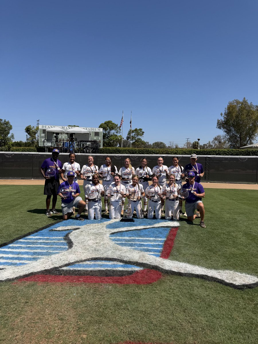 PGFnetwork's tweet photo. 🏆 NATIONAL CHAMPIONS! 🏆
Congratulations to Birmingham Thunderbolts Wilkerson on an incredible run to the 14u Platinum National Championship! 💪🔥
 🥎 Final Score: 6-1 🏆 Champions. 

#playPGF #thefutureofthegameishere #bestofthebest https://t.co/SyjqgivWoN