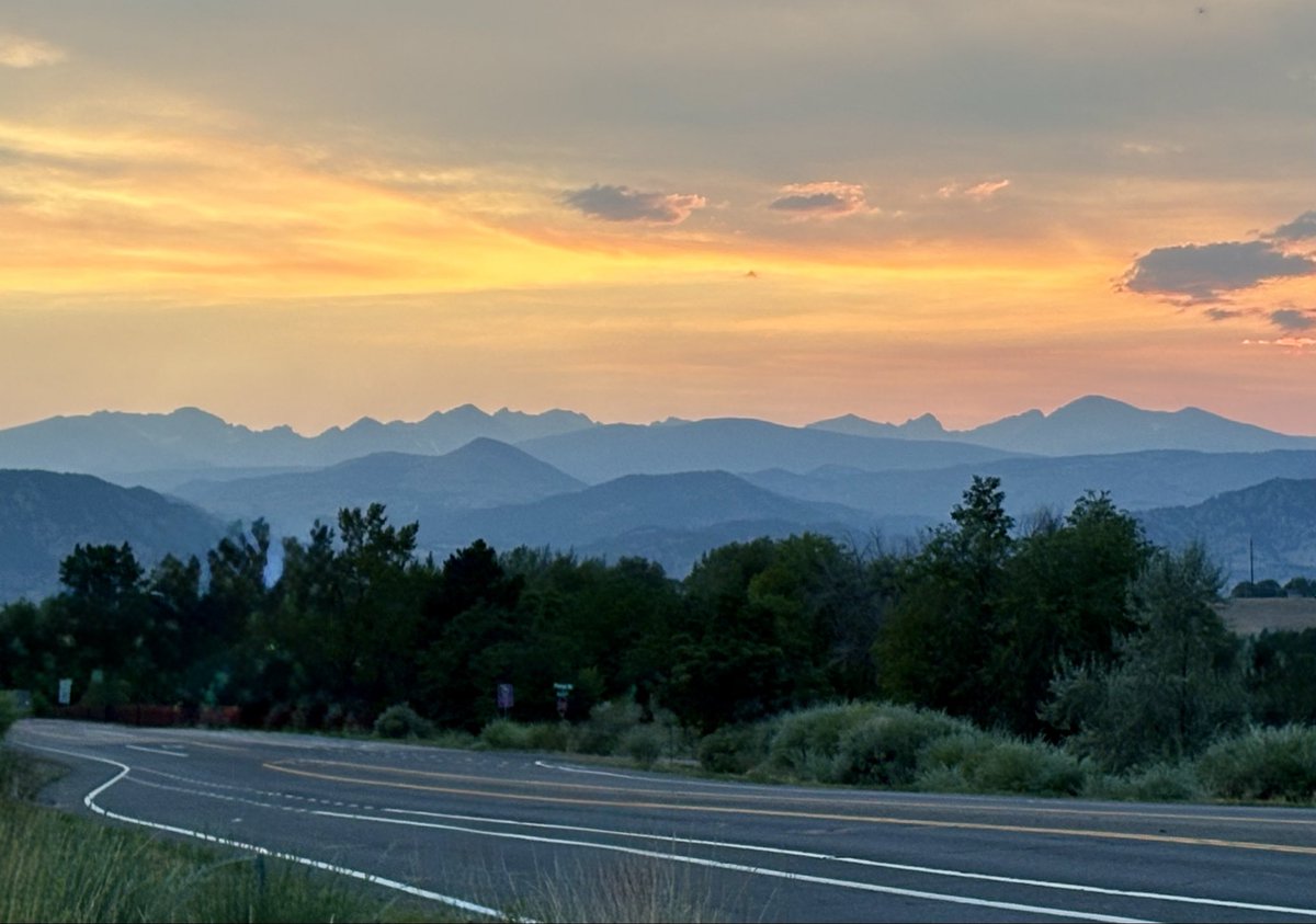 AnaCabrera's tweet photo. Sweet home Colorado #thegoodstuff https://t.co/UAgB8KAG2w