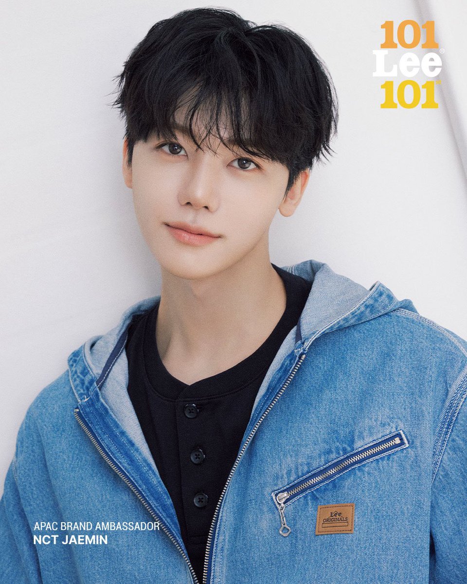 f03p18's tweet photo. รูปภาพเซ็ทใหม่มาแล้ว ขอบคุณทางแบรนด์มากเลยนะคะ ที่เอ็นดูแจมิน 🤍 ได้ร่วมถ่ายแคมเปญให้ตั้งแต่ตอนต้นปี 2026 นี้ ส่วนคอลเลคชั่นนี้ ถูกวางจำหน่ายแล้วที่ฮ่องกง ใครสนใจหิ้วได้เลยค่า 👖

ฝากติด # ให้แจมมี่ของพวกเราด้วยนะคะ

JAEMIN FOR LEE JEANS
#JAEMINxLeeJeans
#JAEMIN_LeeAPACAmbassador https://t.co/tYOMCGF3DG
