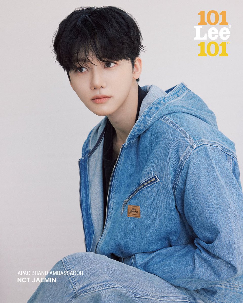 f03p18's tweet photo. รูปภาพเซ็ทใหม่มาแล้ว ขอบคุณทางแบรนด์มากเลยนะคะ ที่เอ็นดูแจมิน 🤍 ได้ร่วมถ่ายแคมเปญให้ตั้งแต่ตอนต้นปี 2026 นี้ ส่วนคอลเลคชั่นนี้ ถูกวางจำหน่ายแล้วที่ฮ่องกง ใครสนใจหิ้วได้เลยค่า 👖

ฝากติด # ให้แจมมี่ของพวกเราด้วยนะคะ

JAEMIN FOR LEE JEANS
#JAEMINxLeeJeans
#JAEMIN_LeeAPACAmbassador https://t.co/tYOMCGF3DG