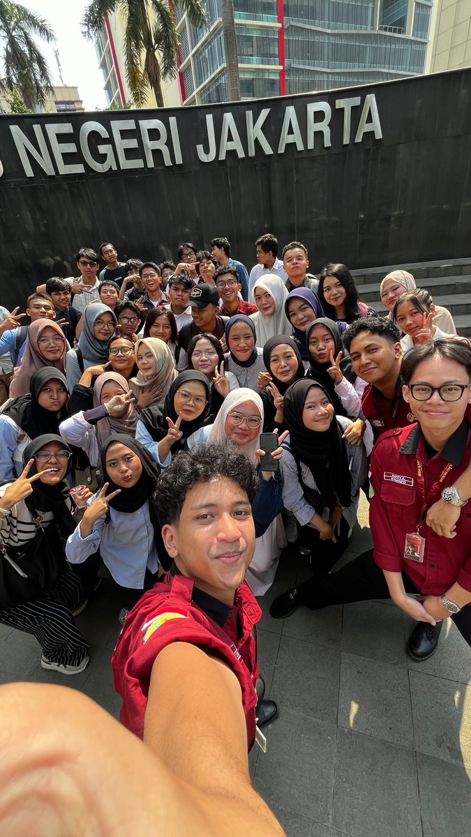 sasheeya's tweet photo. first meet hukum 26🫰🏻 https://t.co/WjH1slGDlQ