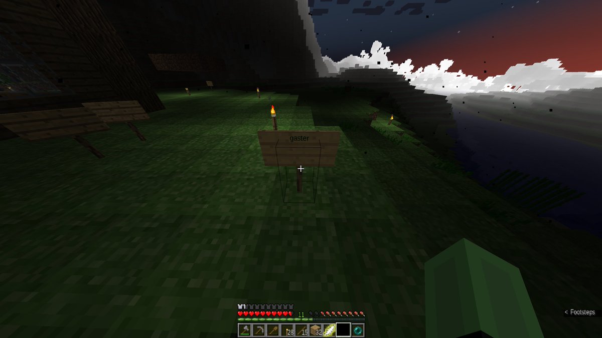 glaceircatz's tweet photo. why is the sign green https://t.co/NDDgmnUd6U
