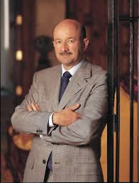 juanburgos's tweet photo. Para 1994 Carlos Salinas había convencido a un país entero de integrarse a la economía mundial y aspirar al primer mundo. 

Para el 2024 López Obrador convenció al mismo país que el gobierno debía darle dinero a la gente sin esforzarse y vivir en la mediocridad a cambio de votos. https://t.co/qfj50rTMx8