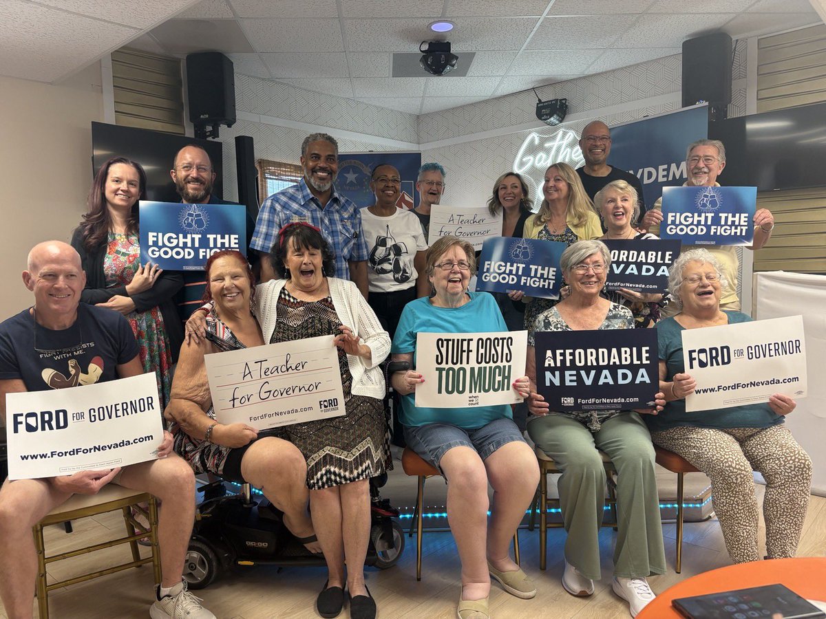 StevenHorsford's tweet photo. From Pahrump to Tonopah, it’s been great meeting voters across #NV04 this weekend. I’m not taking a single vote for granted because this election is about making sure you, the people who make Nevada work, are heard. https://t.co/5mn53p7wyH