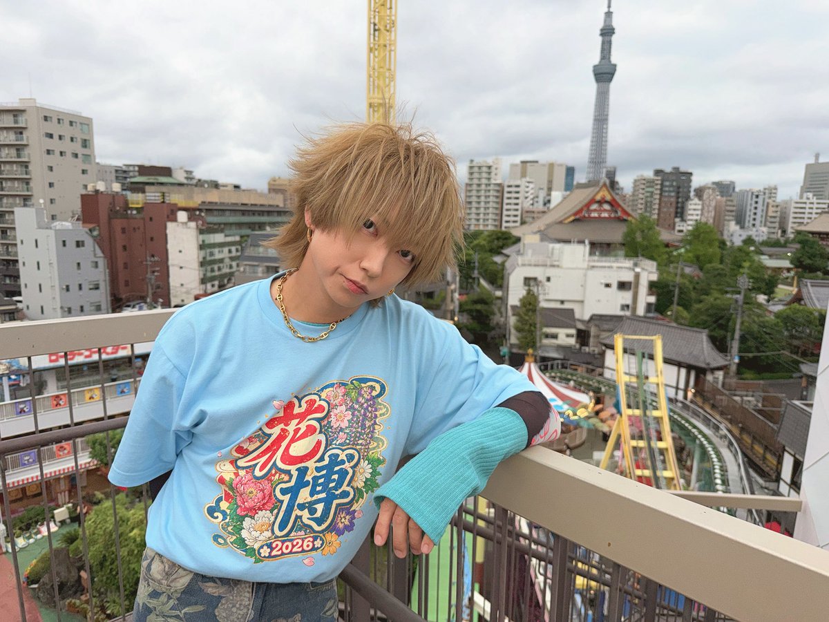Ayakashibaku's tweet photo. 花少年バディーズ主催「花博」@浅草花劇場🌸に集まってくれたみんなありがとね
・メトロノーム
・DOG inTheパラレルワールドオーケストラ
・えんそく
最高にカッコ良いステージだった！
この３バンドが繋いでくれたから花少年バディーズも最高なLIVEが出来ました！
🌸浅草に満開のお花が咲いてました🌸 https://t.co/Jig8W2YMaa