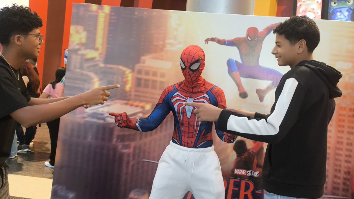 Fanarts41985771's tweet photo. 🕷️¡Spider-Man avistado en el Sambil, Maracaibo, Zulia, Venezuela! 🇻🇪🕸️
#spidertracker
@SpideyTracker https://t.co/mQu2d5ptbz