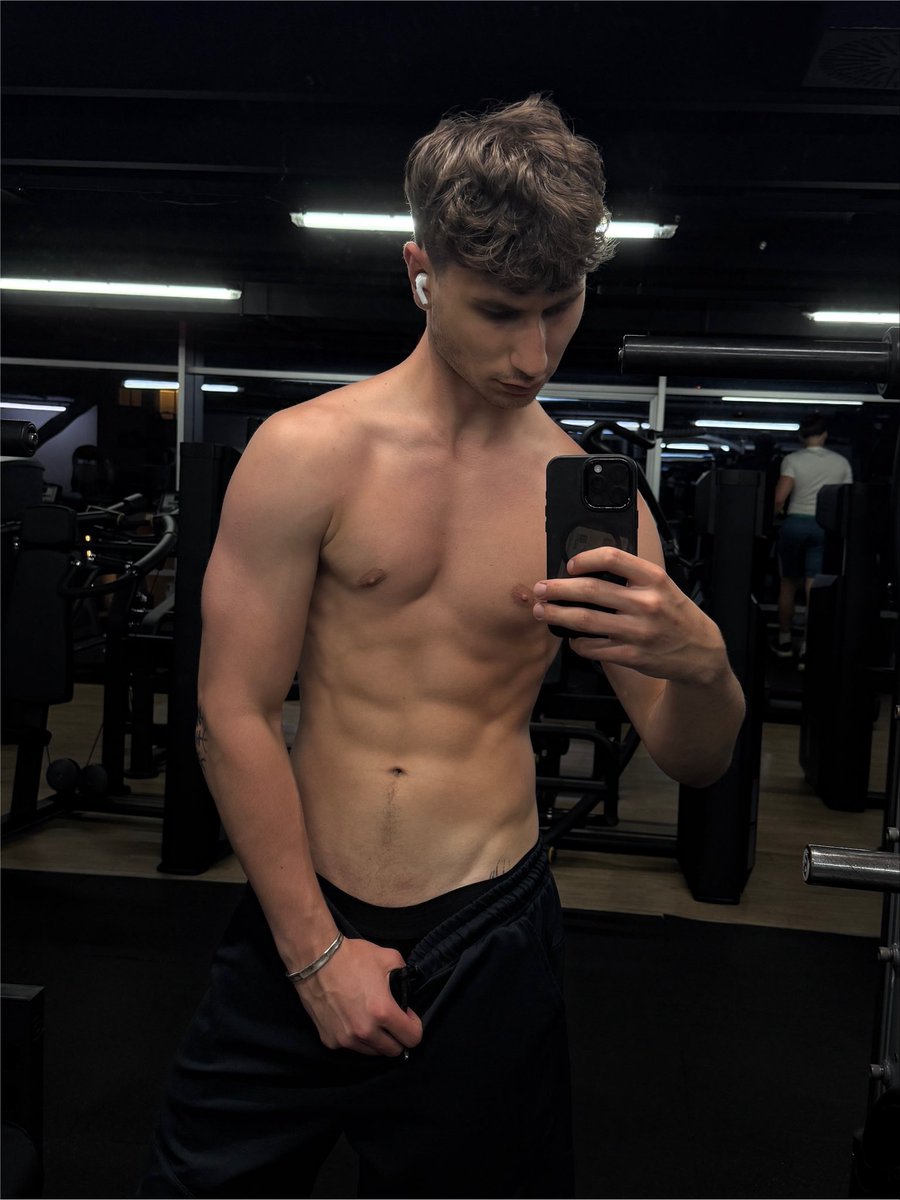 Ikesssss's tweet photo. 💪 https://t.co/AvZtPlw81H