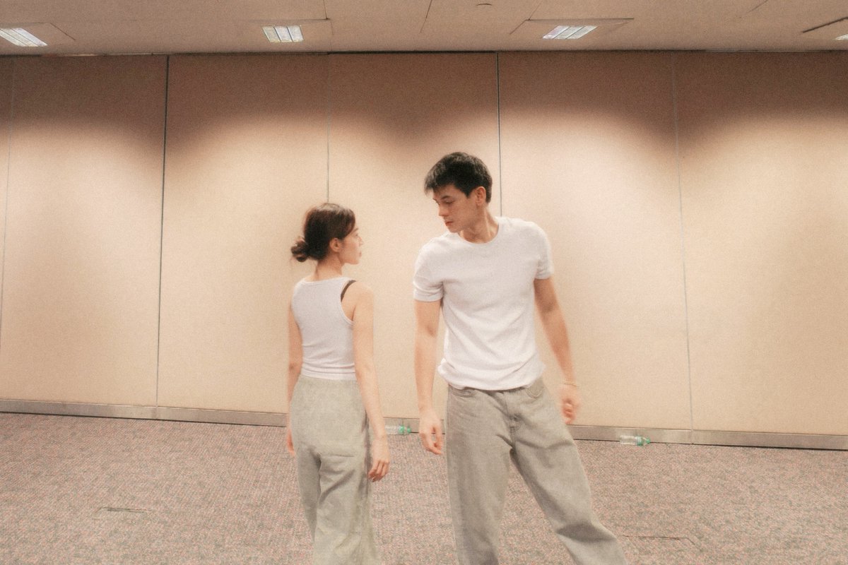 psngayondigital's tweet photo. ARE YOU READY FOR DUSTBIA’S FAN CON? 💛

Aktor na si Dustin Yu, nag-upload sa Instagram ng ilang photos kung saan makikita ang kanilang preparation ng aktres na si Bianca de Vera para sa kanilang upcoming “DustBia: Love Actually” fan concert. https://t.co/Ew4V3vNysN
