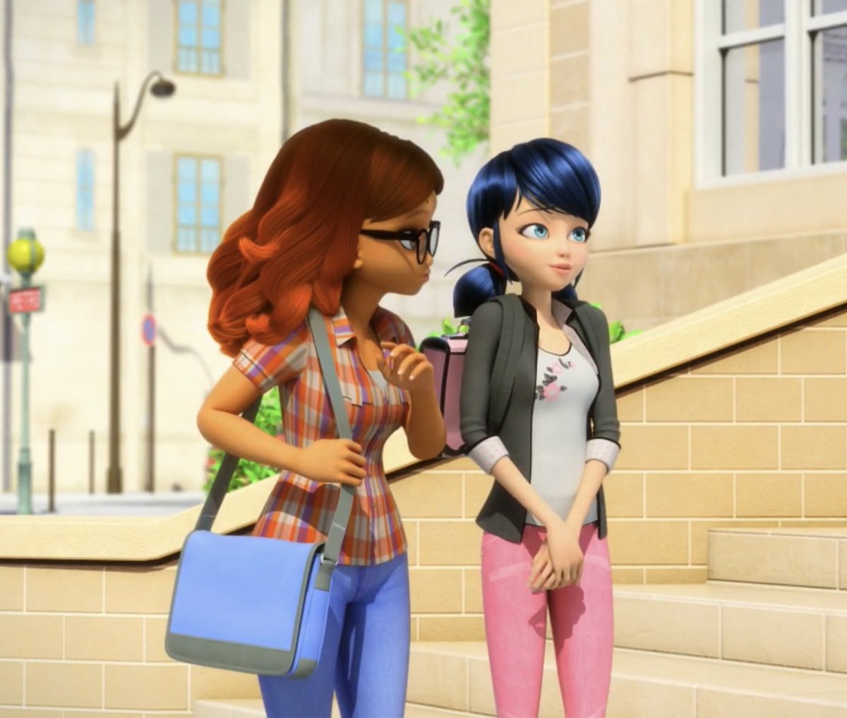 bugsgif's tweet photo. pensando que a marinette não quis nem contar que foi ela quem fez o cachecol de aniversário pro adrien pq ficou com dó dele, imagine contar que esse tempo todo o pai dele era um super vilão que queria trazer a mãe morta dele a vida https://t.co/24M3oJzPDR