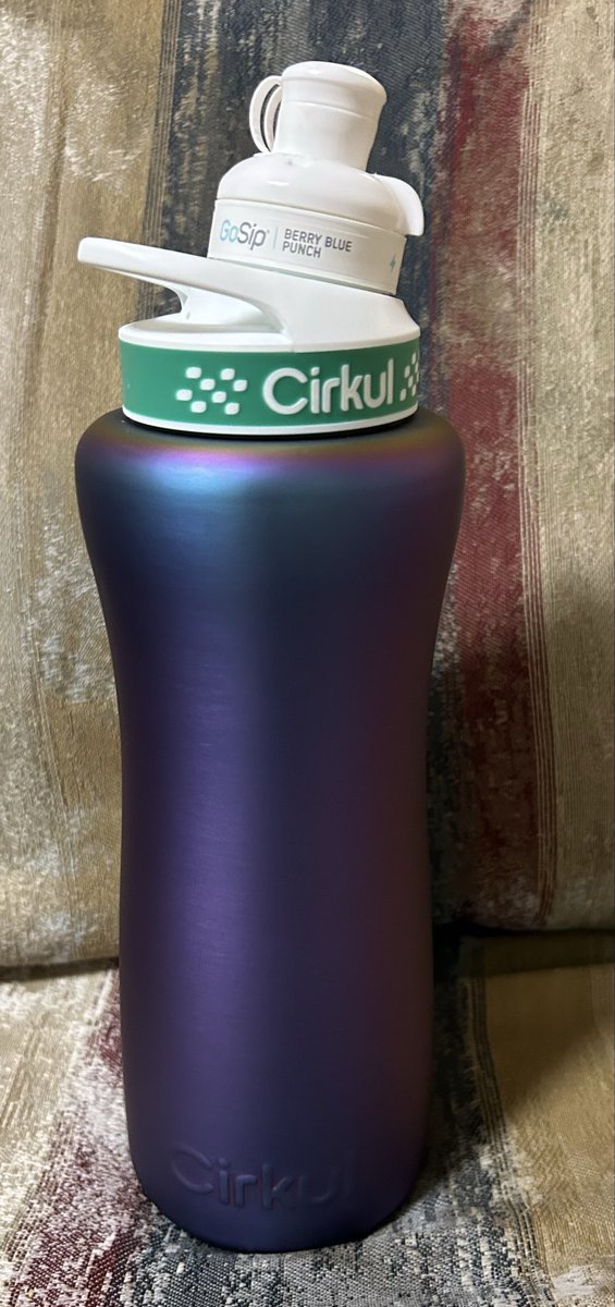 ZombiexSharks's tweet photo. Got my first Cirkul today #DrinkCirkul https://t.co/qy7bXSbOEE