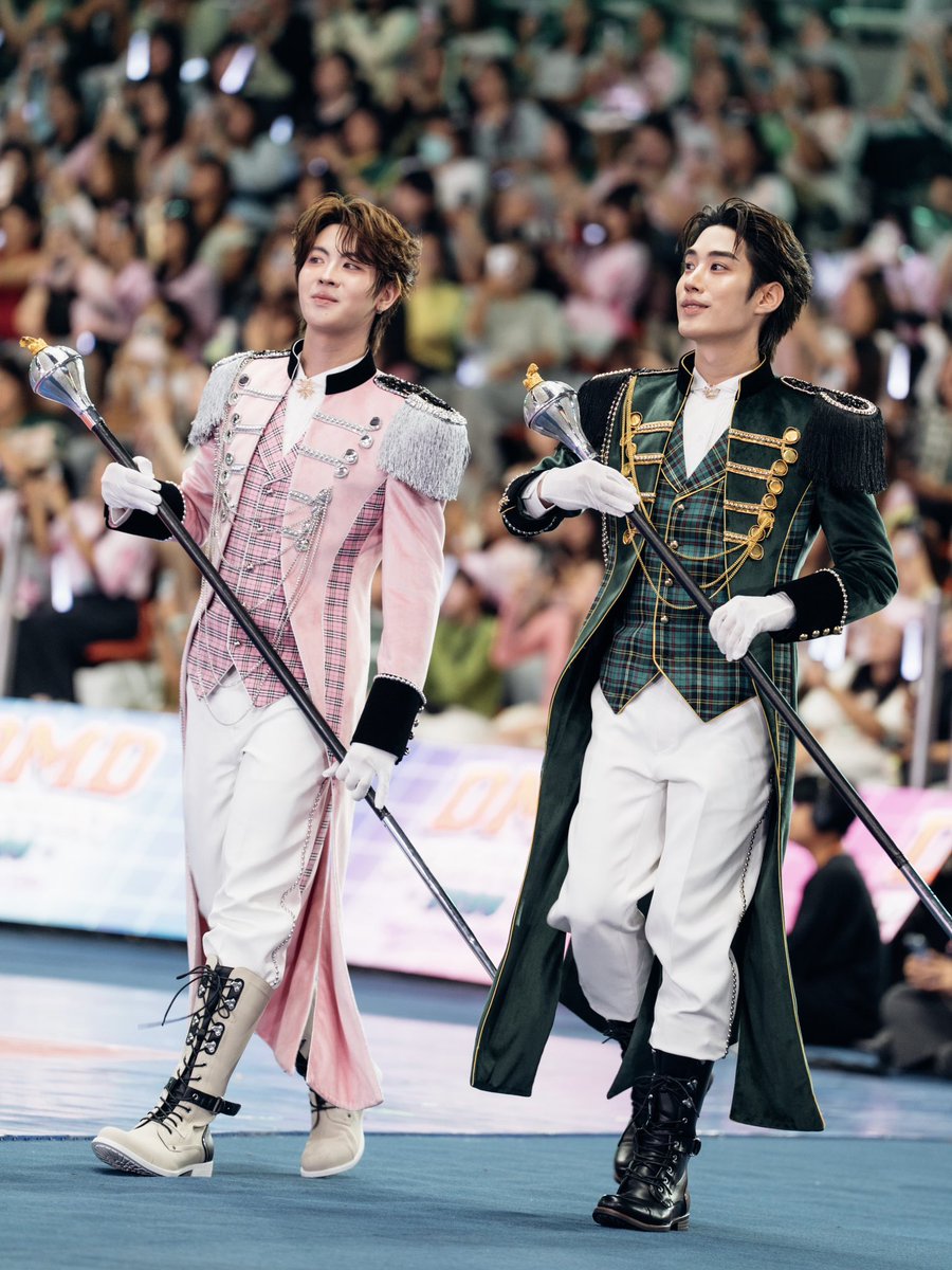 DomundiTV's tweet photo. ประมวลภาพบรรยากาศภายในงาน 𝐃𝐌𝐃 𝐒𝐏𝐎𝐑𝐓𝐒 𝐃𝐀𝐘 𝟐𝟎𝟐𝟔 
𝑯𝒊𝒈𝒉 𝑺𝒄𝒉𝒐𝒐𝒍 𝑽𝒊𝒃𝒆𝒔 🏆💚🩷✨

DOMUNDI SPORTS 2026
#DMDSportsDay2026 https://t.co/17tiTAht6Y