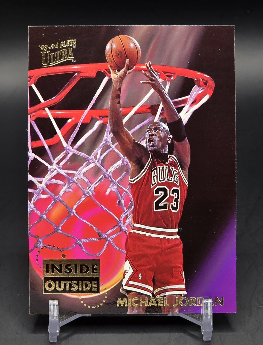Get_BIG_Cards's tweet photo. 📢 GOAT GIVEAWAY⚠️

I've been all about MJ this week, and The National finished today, so I think it's a good time to giveaway a BIG Jordan Banger 💯🐐💪🏻🏆

To enter to win the card shown below:

1) Follow me @Get_BIG_Cards 
2) Repost & Like
3) Tag a Hobby Homie 

Winner will be chosen at random one week from today. Good luck to you all 👍🏻