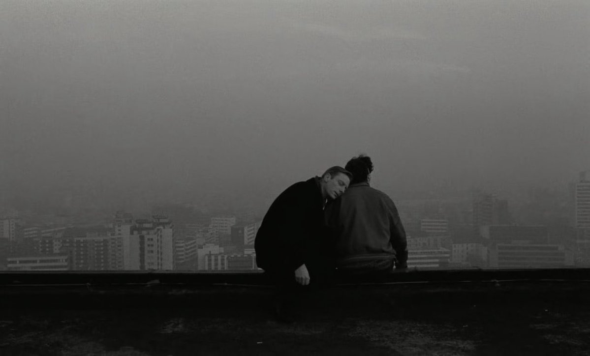 Lenscap's tweet photo. ‘Wings of Desire’ (1987)
dir. Wim Wenders
dp. Henri Alekan https://t.co/RnBTN2zEnP