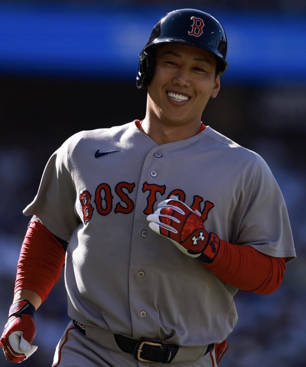 Boston Strong tweet media