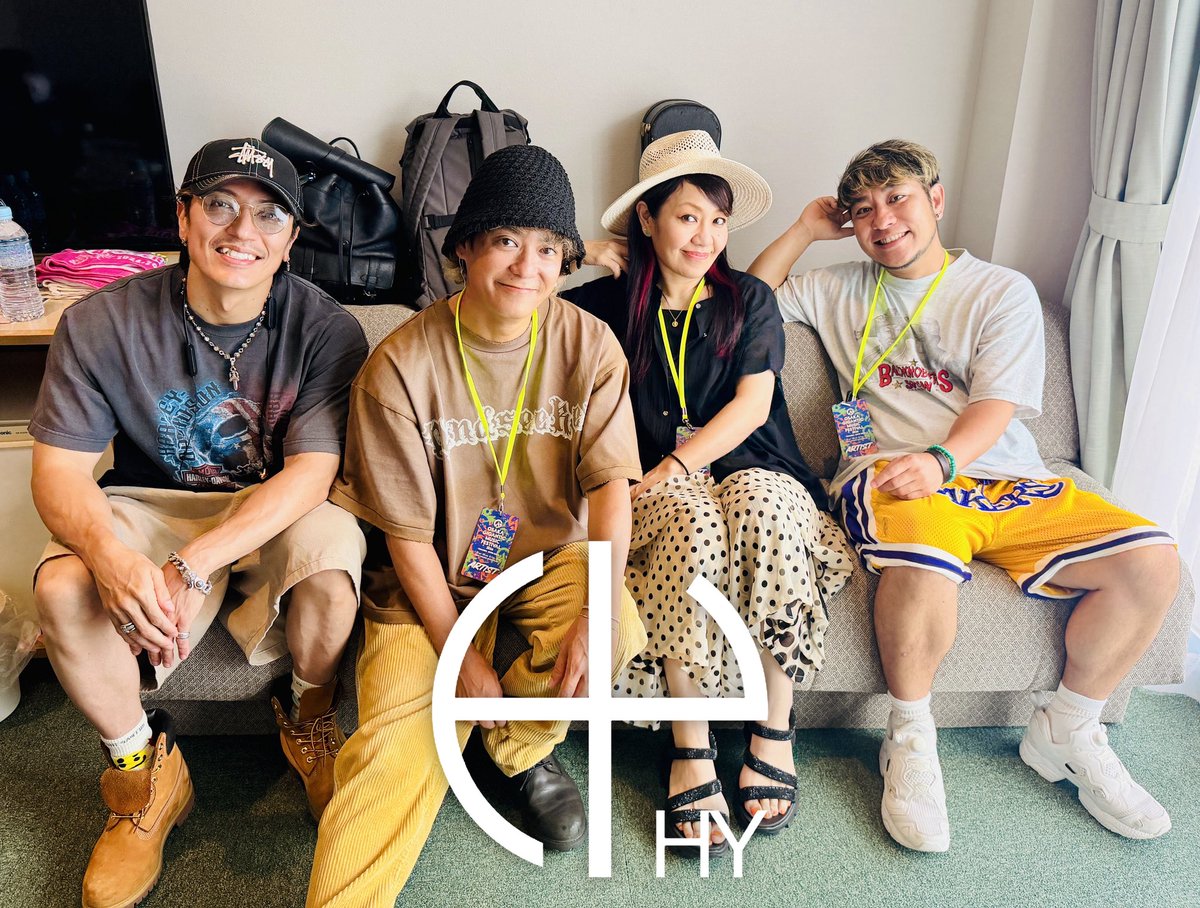 mth_nao's tweet photo. 8/1大阪ジャイガあざした🌞🌞🌞
ナヲちゃん調べで日本一過酷な夏フェス！ホルモンの時間帯はステージ西陽直エグすぎて意識飛びかけた…😭なのにジャイガ民元気すぎ！多分全員別班！
そして生き別れた？妹に遂に会えたよ🥹入れ替わってみたけど…馴染んでるな？笑
おかしいでしょう？そう言って笑ってよ https://t.co/O6HSLEmbHt