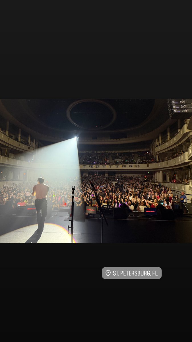 woodz_alsusp's tweet photo. 〔📸〕 260803 베이시스트 양경아
   인스타그램 스토리 (@ ykabass) 
- 업로드 일시 : 8월 3일 (월) 10:54
- 2026 WOODZ World Tour
   'Archive. 1' in ST. PETERSBURG
   2026 우즈 월드투어 '아카이브원'
   미국 세인트 피터즈버그 공연 우즈 뒷모습

#WOODZ #우즈 #조우즈 #조승연 https://t.co/TXdC9B1sg9