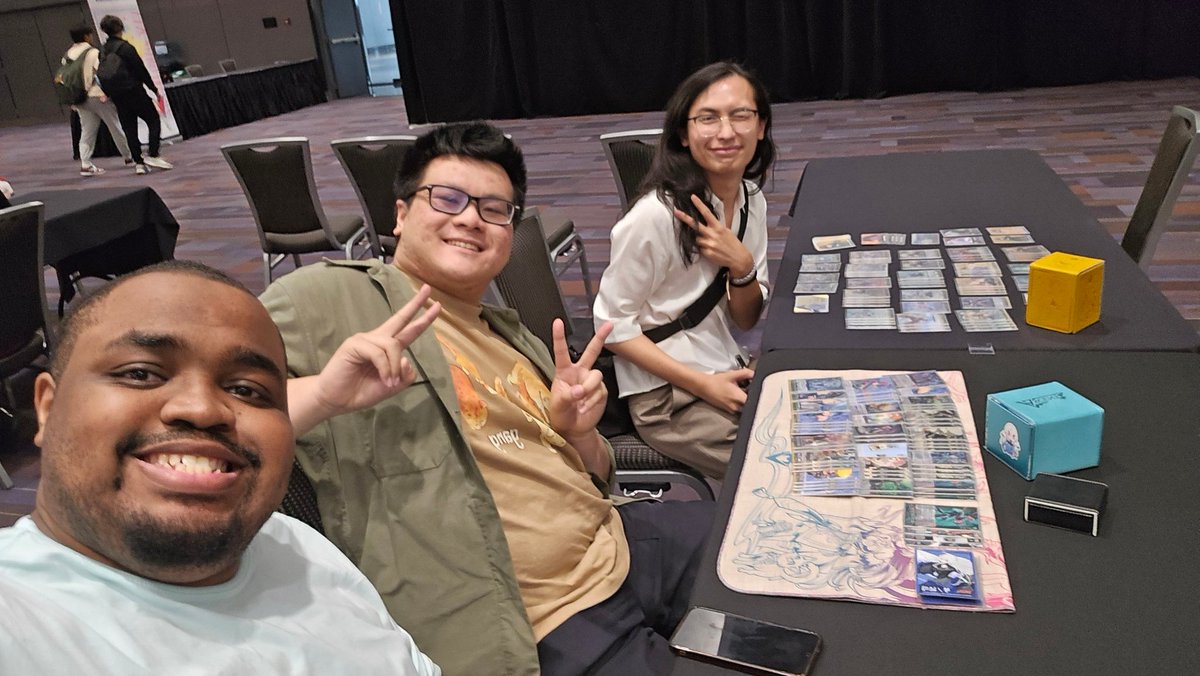 Cardfighter159 tweet picture