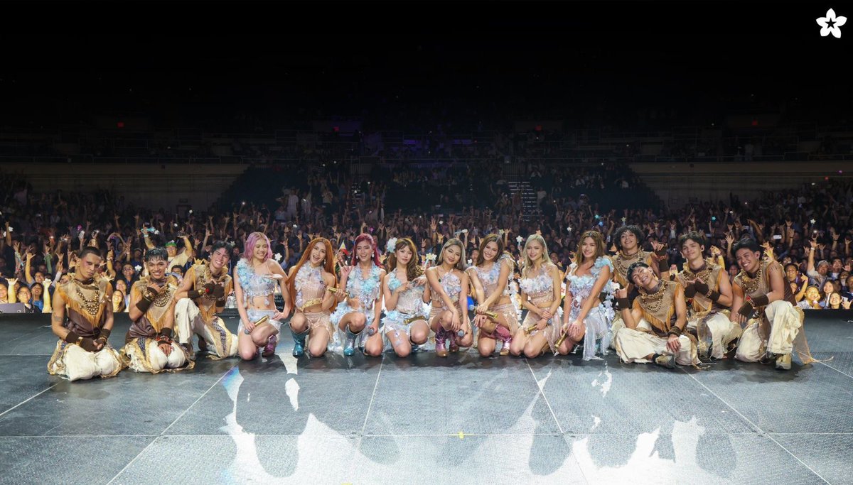myxglobal's tweet photo. Mahalo, Honolulu! 🌴🌺🤙🏻
 
BINI kicked off the North American leg of the BINI Signals World Tour with an unforgettable night in Hawaii, where BLOOMs filled the venue with energy, cheers, and aloha spirit. ✨
 
The signal continues to Los Angeles and across North America, down to Australia, New Zealand and Asia 📡🌎

See you there BLOOMs! 🌸
 
📸 BINI, Ryan Ceraspe
 
#BINI #BINI_SIGNALS_WORLDTOUR_2026 #BINI_SIGNALS_HONOLULU