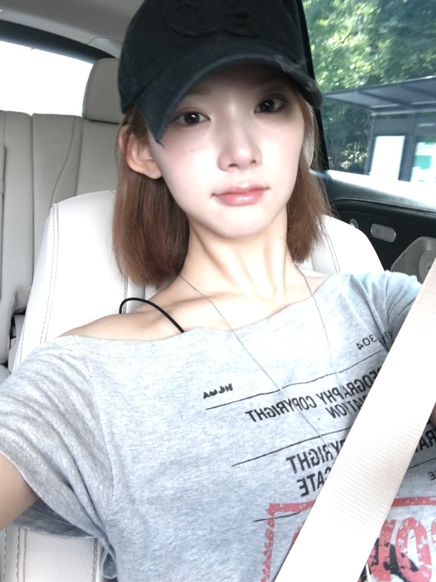 H2H_INA's tweet photo. 260803 #JIWOO weverse post

Hari-hari saat kencan dengan ibu 🫶🏻🍑

#Hearts2Hearts #하츠투하츠 #H2H
@Hearts2Hearts https://t.co/6oVYGBMndA