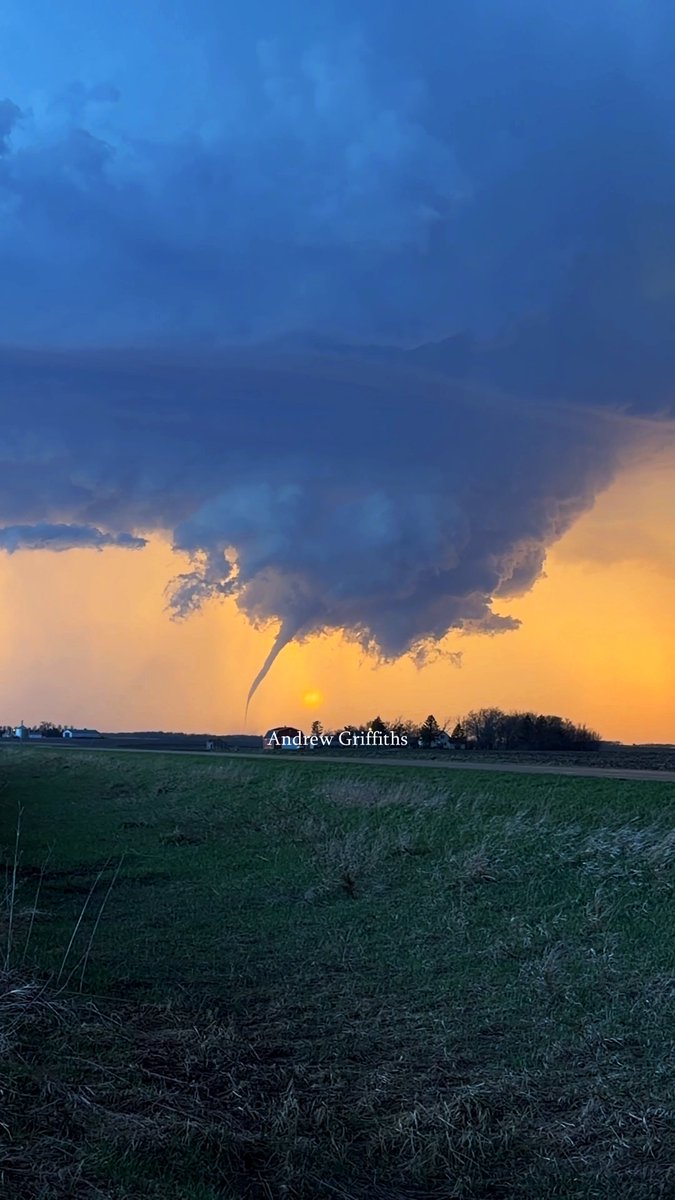 Central_IL_Wx's tweet photo. Webb https://t.co/m7x8MlpuAu