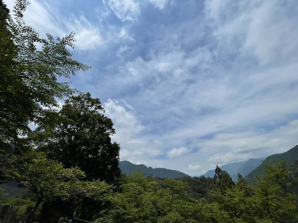 happyhatsuko's tweet photo. 今日はどんなワクワクに出会えるのでしょうか。
みなさんの今日が
ステキなワクワクと出会える1日でありますように☆
今日もどうぞご無事で!
*
#goodmorning
#specialday
#beautifulday
#goodday
#godblessyou https://t.co/DV6gOpzAQu