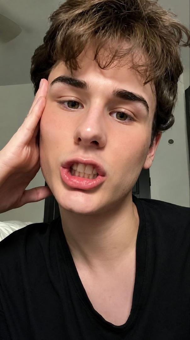 tovimdiva1996's tweet photo. Jeremy Wiederkehr
Colby Hidalgo
Jake Goldberg
Peyton Pyper

https://t.co/SoUMrzqTy2 https://t.co/F6G5R7UikH