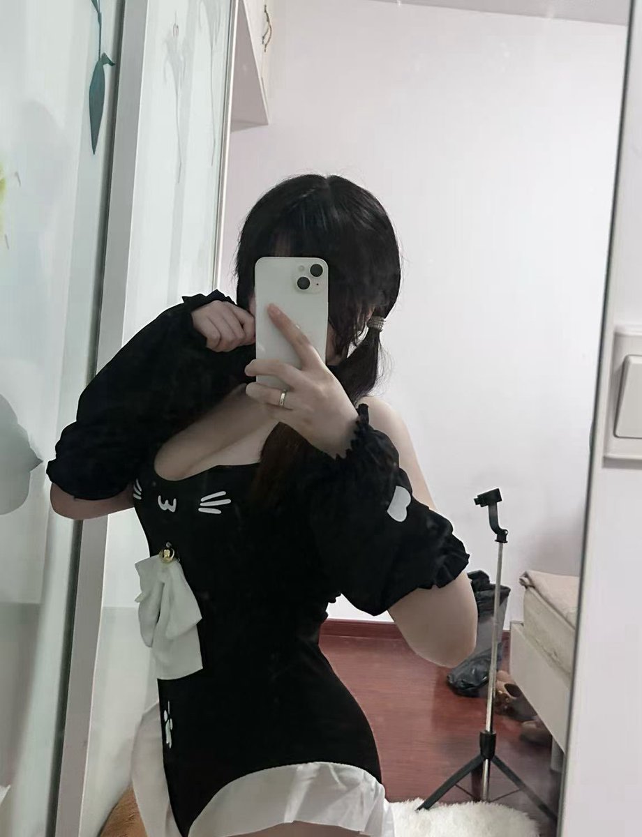 Akdjqiv's tweet photo. 好看吗(=^x^=) https://t.co/mGPU6I1ATC