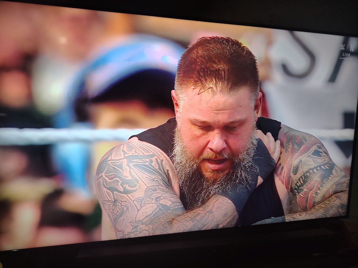 emilioluciortv's tweet photo. Venga !!! Sí se le armó a Kevin Owens !!!

Regresó en grande K. O.

#SummerSlam #wwe https://t.co/2zUCZahWPx