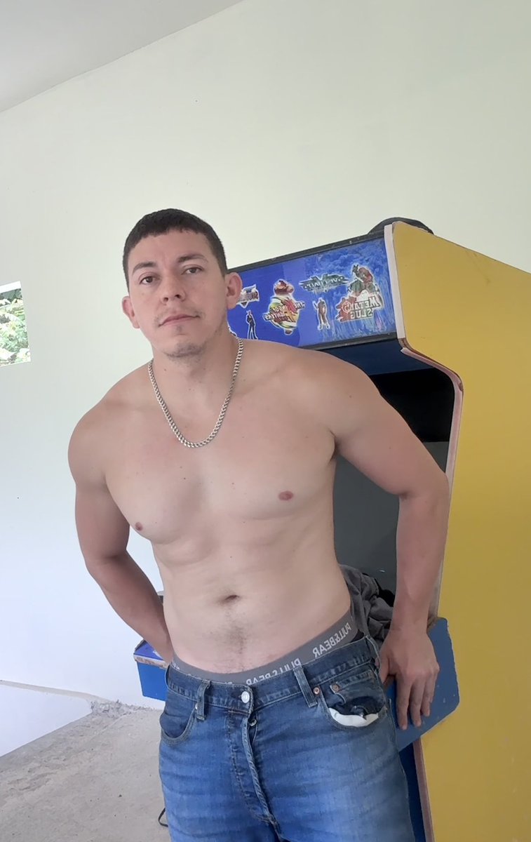 Theycallmewuero's tweet photo. Hola ya volví 😈 https://t.co/oDXvFGsmmP