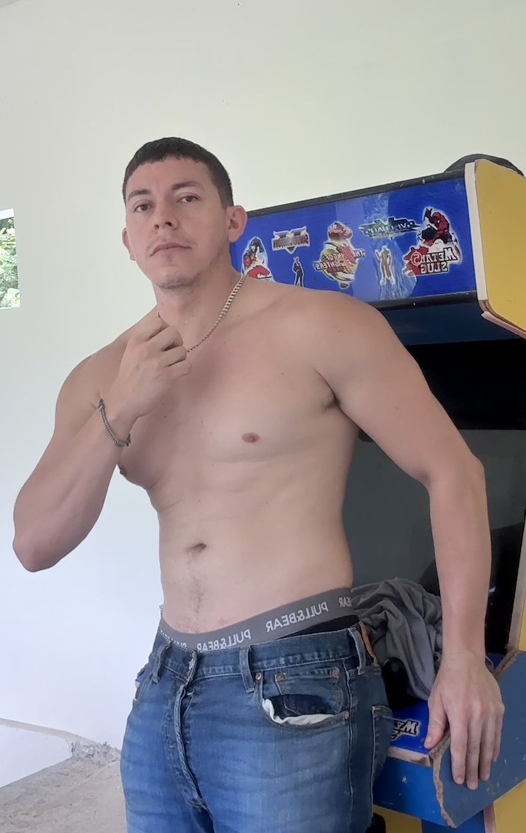 Theycallmewuero's tweet photo. Hola ya volví 😈 https://t.co/oDXvFGsmmP