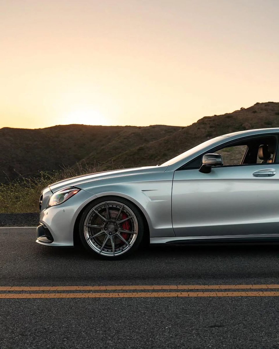ApexDistrictX's tweet photo. CLS63S ///AMG Benz lookin’ 🔥 https://t.co/km6FrkUnfh