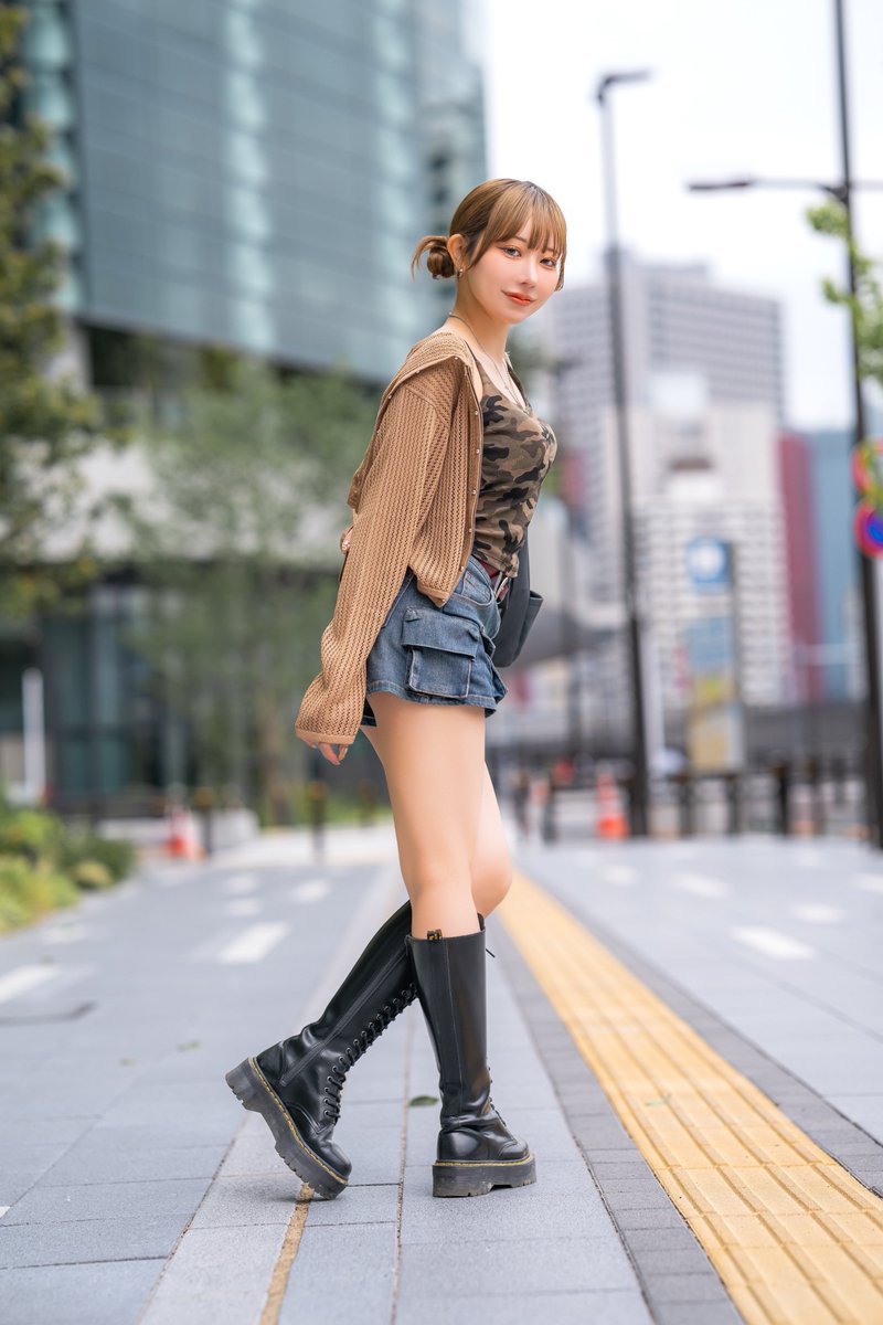 Himswari786's tweet photo. 『CITY CRUSH
　　　― 街ごと、恋に落ちる。』
⑤
model: りなしぃさん @rinyanpassan

2026/4/29 Takanawa Gateway Portrait https://t.co/9OpviBasmd