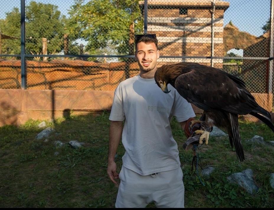 acervmartinelli's tweet photo. Precisamos de mais idas do Martinelli ao Zoológico, ele serviu muito quando foi https://t.co/CjOeCh9McY