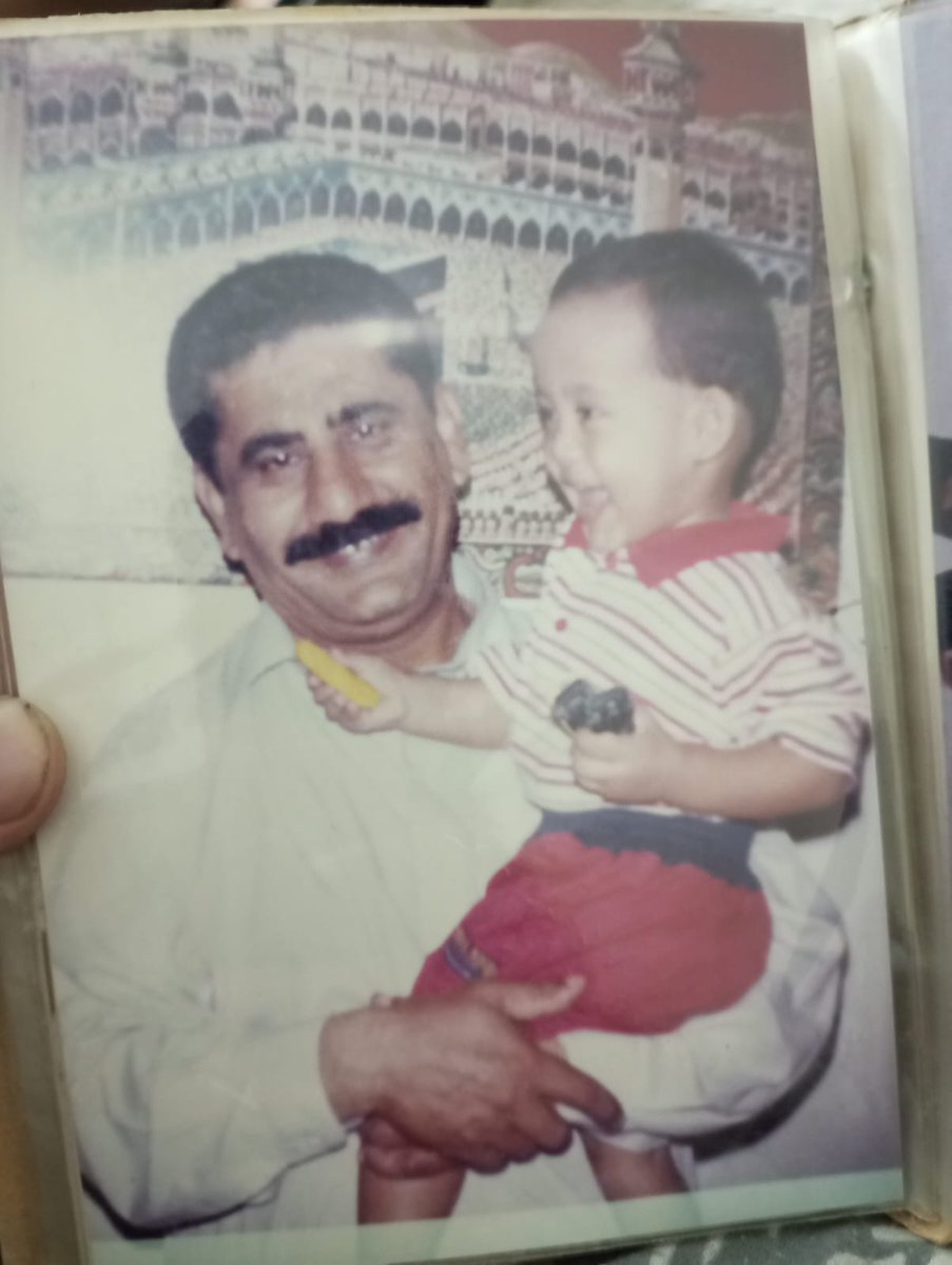 CarnageAwaken's tweet photo. @cuteonlyvibes That's me with my dad. He's no longer with me, I had to say goodbye to him on October 9th of 2025. Miss you dad I am glad that you don't have to go through pain of getting stabbed by needles again &amp; again. I am glad that you don't have to struggle to breath.
Still miss u dad 😞 https://t.co/Ws2gELeWDM
