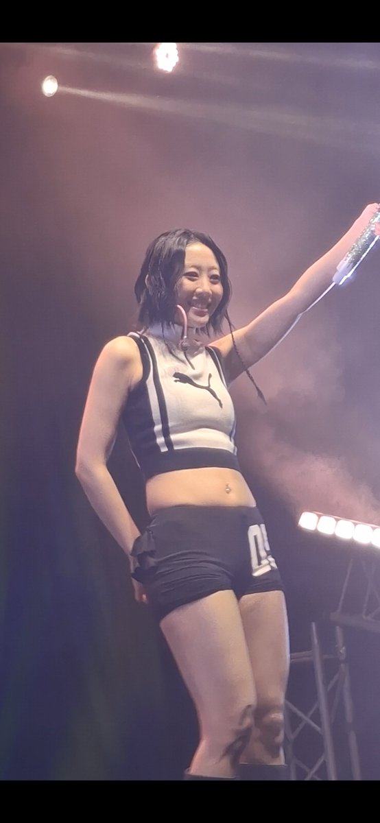 majestyves's tweet photo. Y hoy 2 meses de esto se me parte el corazón #yvesinargentina #yves #이브 260602 #VOLVETELOSUPLICO https://t.co/zB8CyODa9i