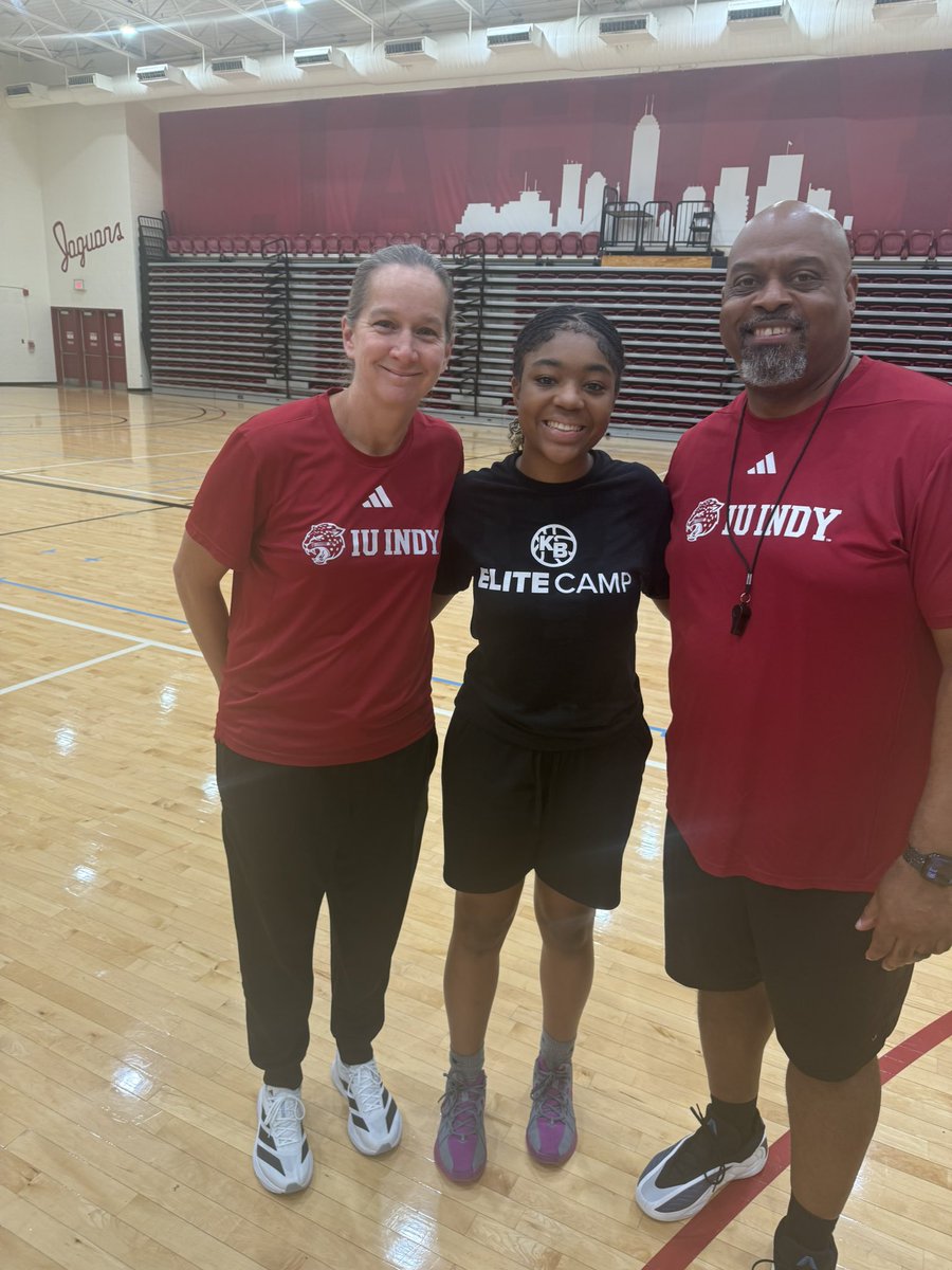 laniajanae's tweet photo. Had a great time competing and getting better at Coach Kate Bruce's camp! It was a lot of fun, full of great competition, and another opportunity to learn and grow. Grateful for the experience and ready to keep putting in the work
#BackToTheLab
#KeepWorking @iuindy_wbb https://t.co/fuDe04MtSj