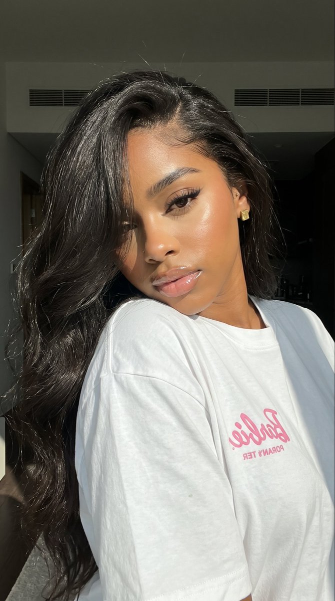 AliyaaBeats's tweet photo. Okay, be honest.. Would you kiss girl like me? https://t.co/1zXktkqY3h