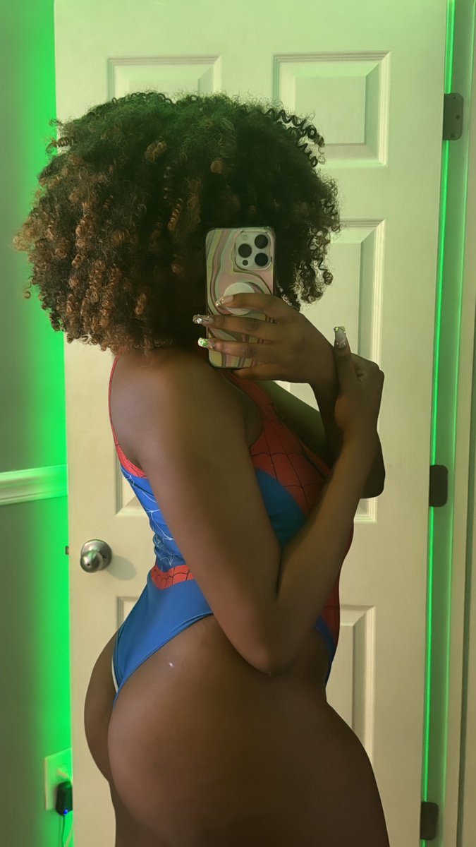 bunnythebop's tweet photo. When the world needed saving the most… I’m busy fucking myself 🤷🏾‍♀️🕸️🕷️ 

https://t.co/ltNPDCSLEt https://t.co/jCoZr9R3Ti
