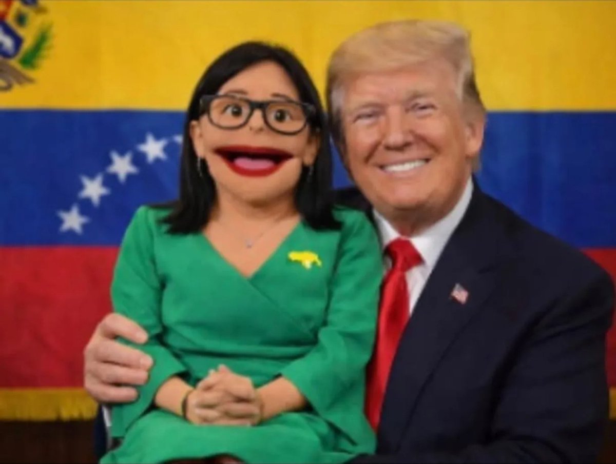 Victor_Bar67's tweet photo. @CoralTeresa Está es la imagen que representa a tu jefa https://t.co/AYFuXzav5l