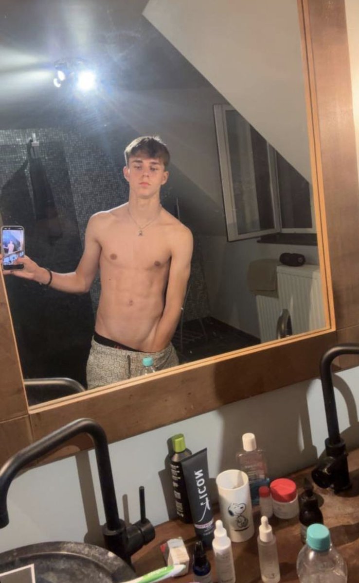 Preston_bait's tweet photo. https://t.co/hTcAGllJzf for f!les, channels &amp; Hmu to bqit that crush of yours
F1 racer 
Kai rillaerts🥵🍆📸 https://t.co/1BgrrpuTWk