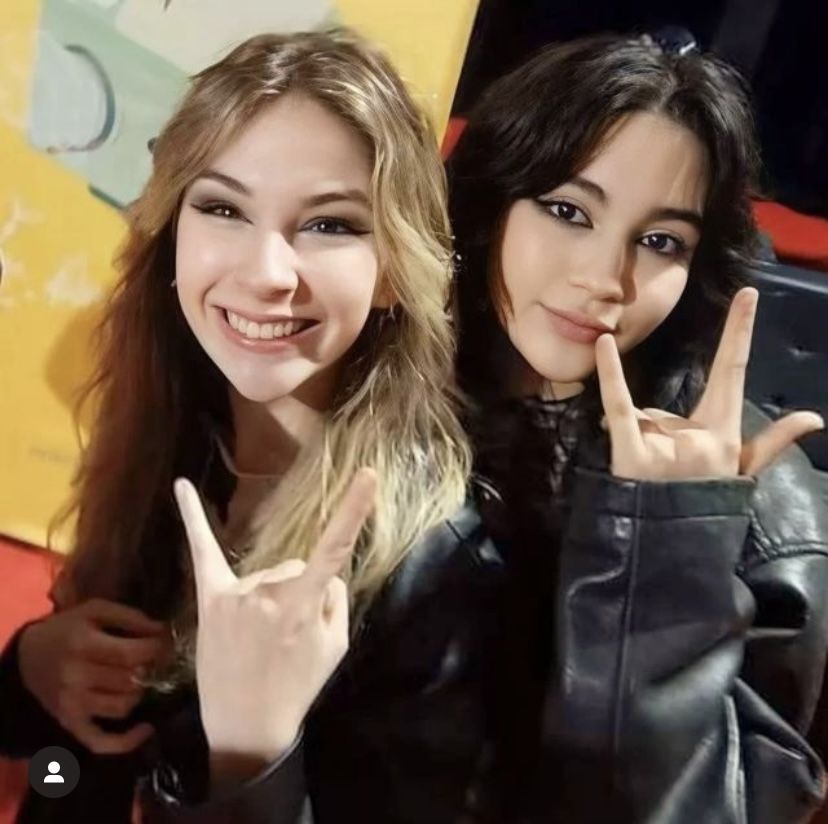 wholesomedany's tweet photo. Happy Ale Day 💙 https://t.co/fzBvejNKz0