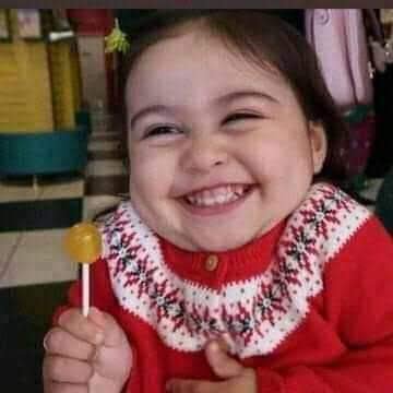Ibukun420's tweet photo. My gum just caught one rat now and I'm so happy.
The rat is there begging but me I'm dancing.
You no follow me pay rent but you go dey scatter my house.
Make e dey there till i return from work tomorrow, hunger go finish am. https://t.co/2nAJkmILUP