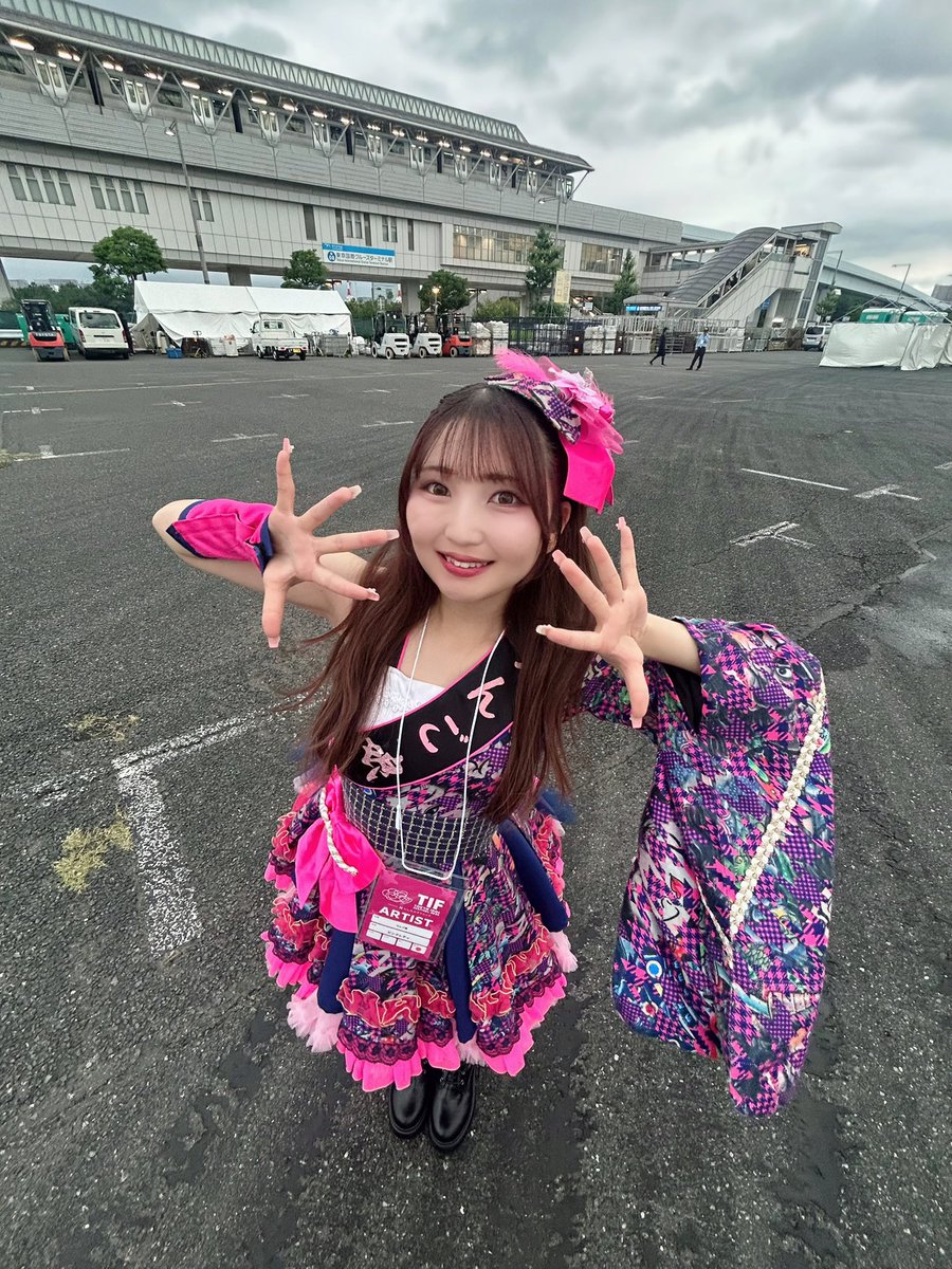 PINKLADY_RM's tweet photo. #TIF 2026 〜完〜

SMILE GARDEN 、浮島ステージ 沢山の応援ありがとうございました♡  
楽しんでくれているのが、皆さんの表情から伝わってきてとても嬉しい時間でした😌
初めましての方も一緒に踊ってくれて嬉しかった〜!!

今日からまたお仕事、学校など一緒に頑張っていこうね🎀*॰ॱ

 #りんご娘 https://t.co/fmK1ImOMuJ