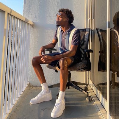 DESHAWNnrx's tweet photo. #NewProfilePic https://t.co/aiVZskqU6G