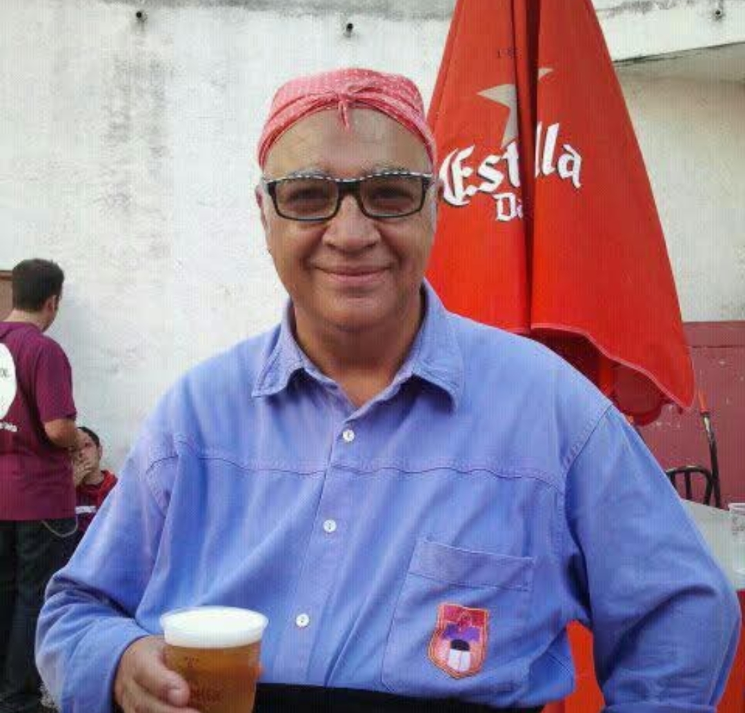 BarridelPort's tweet photo. Mor Josep Andrés Pedrola ''El Garrofeta'', reconegut veí del Barri del Port i membre de la Colla Jove Xiquets de Tarragona @JoveDeTarragona 

Més detalls: https://t.co/MwwVFVw8ib #tarragona #barridelport https://t.co/r3hCGyIV4J