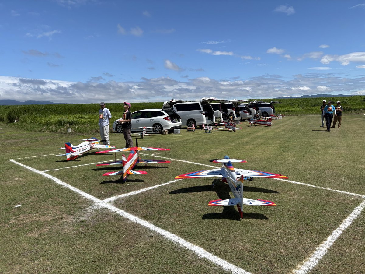 oka_rc's tweet photo. 岡ラジコンショップ

令和8年RC飛行機青森大会
晴れ
風速　6〜7メーター
無事終了しました♪
ご苦労様でした♪
#okarc https://t.co/e6QsSVaguW