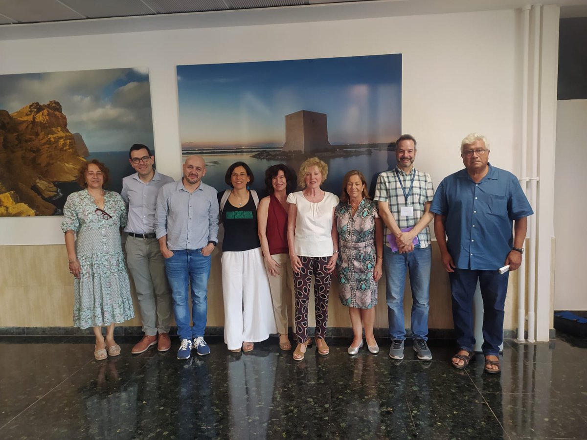 Ahistcon's tweet photo. 📷Rescatamos de nuestro #álbumdefotos una imagen de la anterior #JuntaDirectiva de la AHC. El relevo por el equipo actual se aprobó en la Asamblea general celebrada en Valencia el 11 de julio del 2025. ⬇️

🔗https://t.co/Q45mH573OS https://t.co/RoUjaGo2CQ