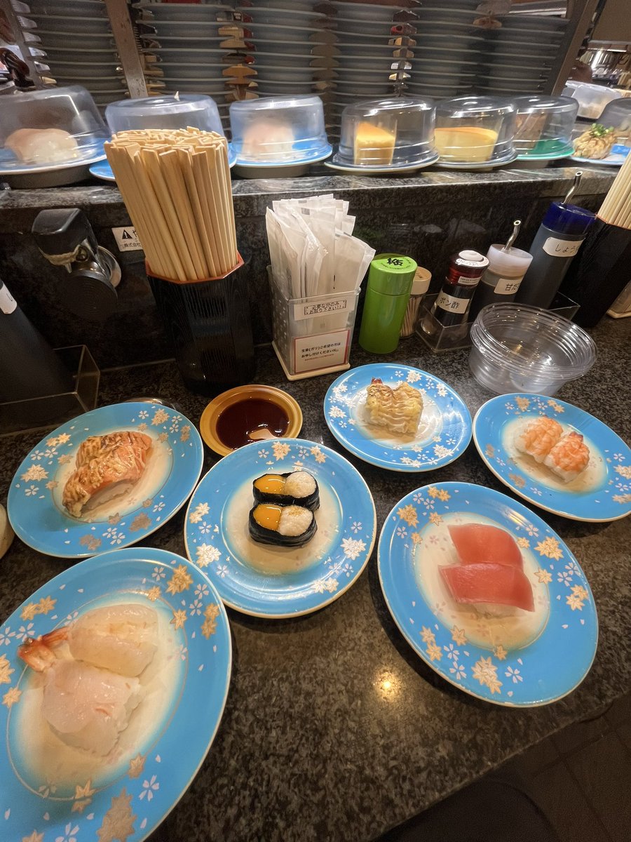 Juza_404's tweet photo. 深夜にさかえで寿司。美味かったなぁ https://t.co/SSwXjPQcg7